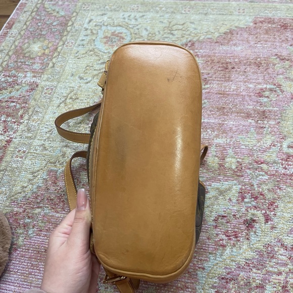 Vintage Louis Vuitton Montsouris MM - Picture 8 of 9